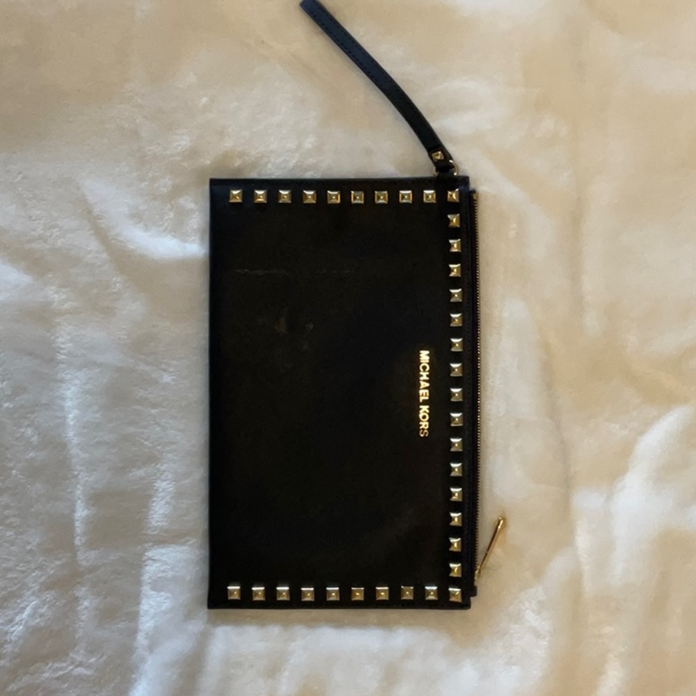 Michael Kors GUC Selma Studded Leather Clutch Wrist Handle